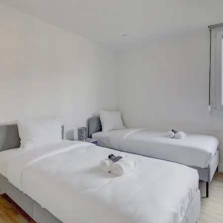 Appartement Sublim And New In Buttes-chaumont Paris